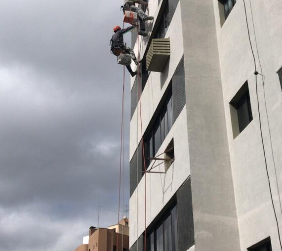 acb1010a-1e5c-47a2-8541-686cfa841ac2